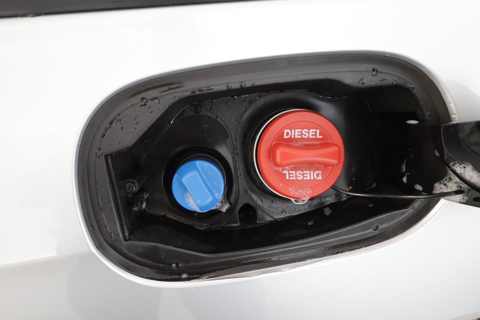 MERCEDES-BENZ E 2019