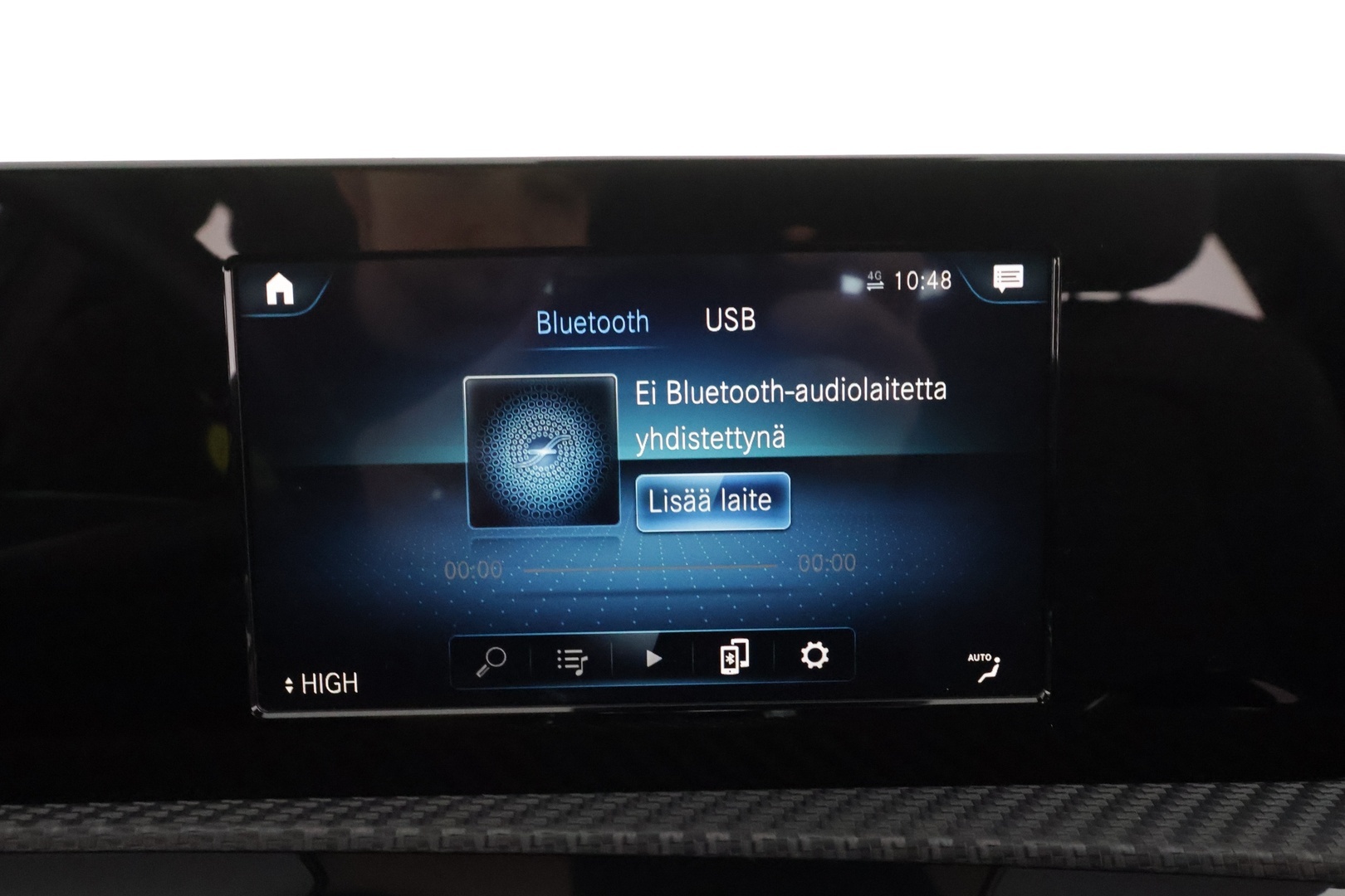 MERCEDES-BENZ A 2022