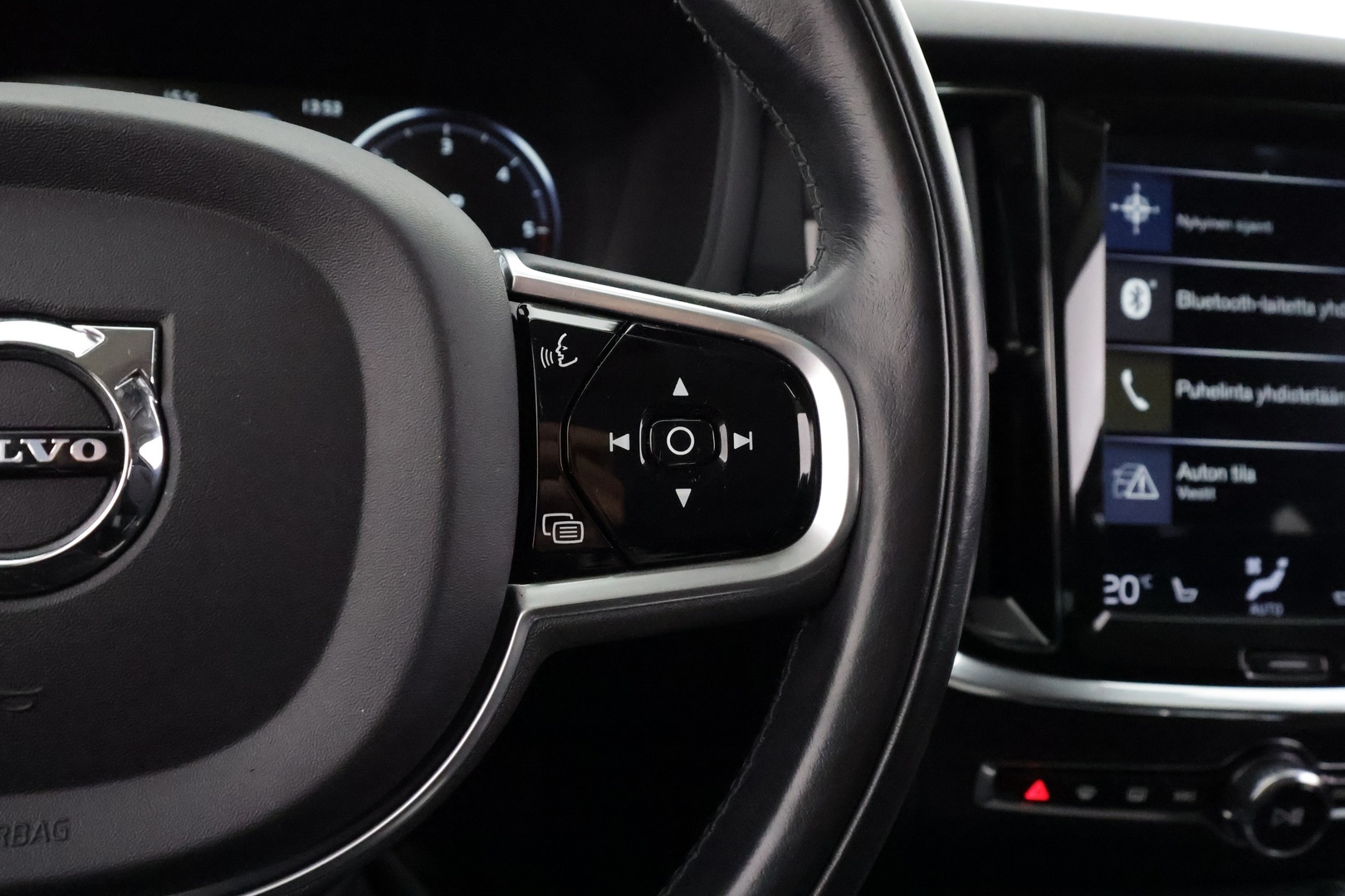 VOLVO V60 2019