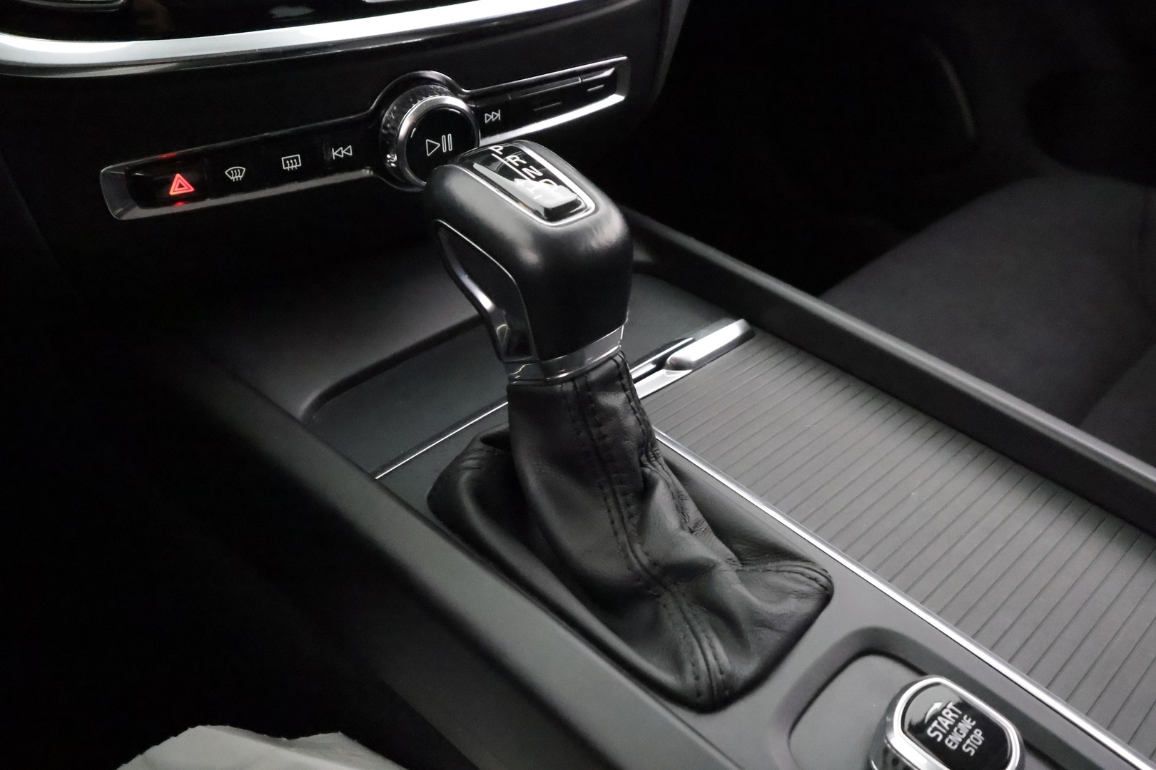 VOLVO V60 2019