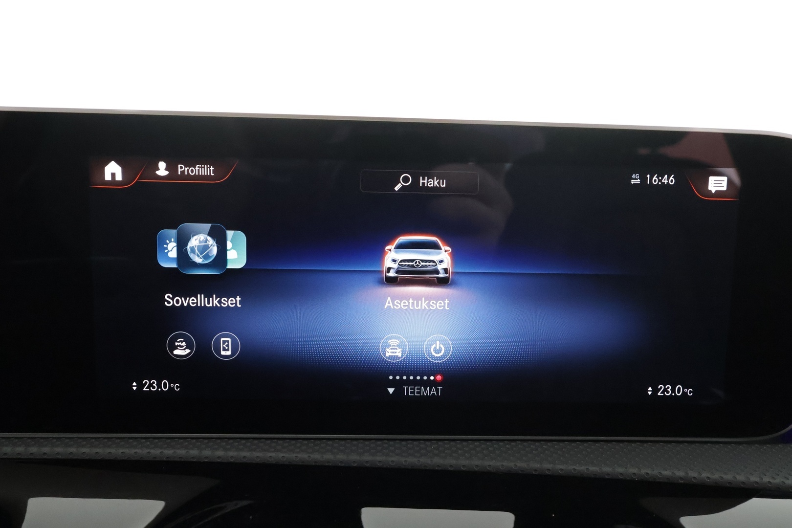 MERCEDES-BENZ A 2019