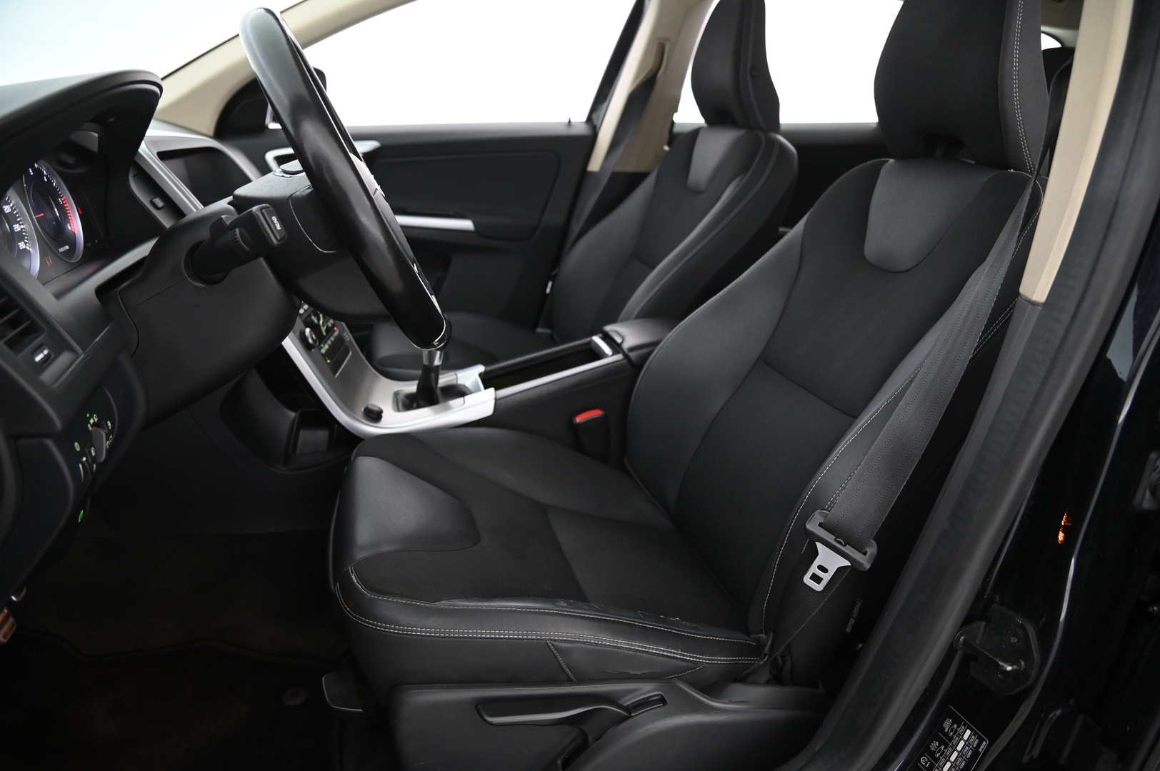 VOLVO XC60 2010