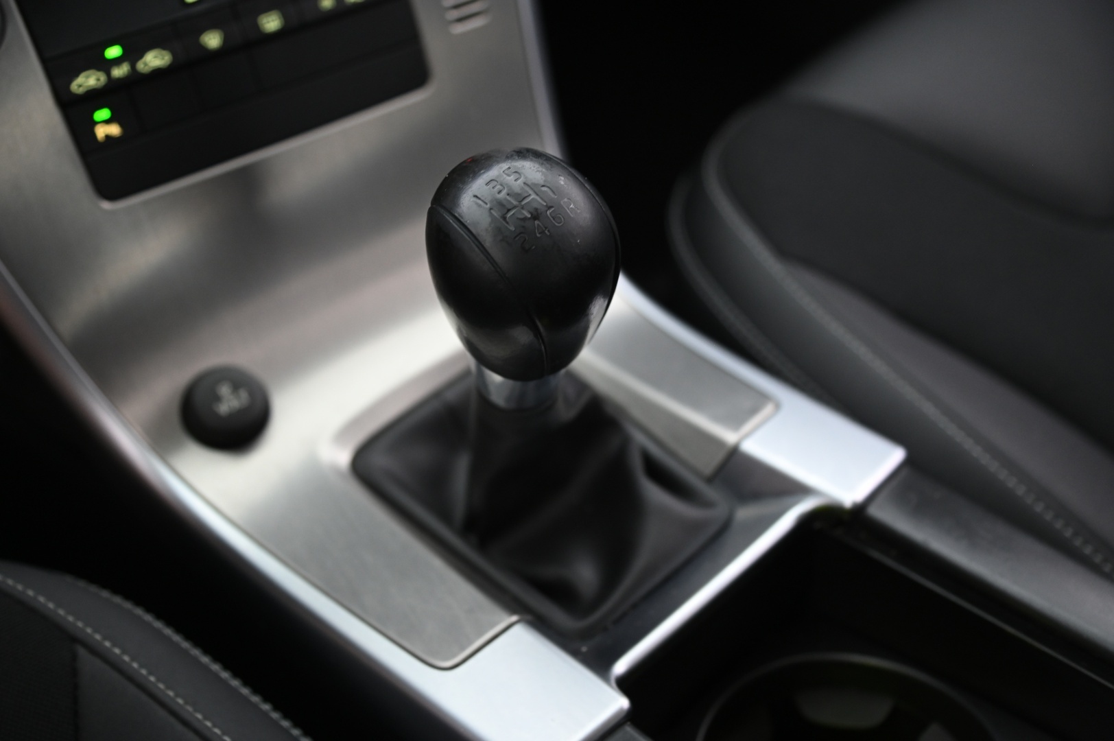 VOLVO XC60 2010