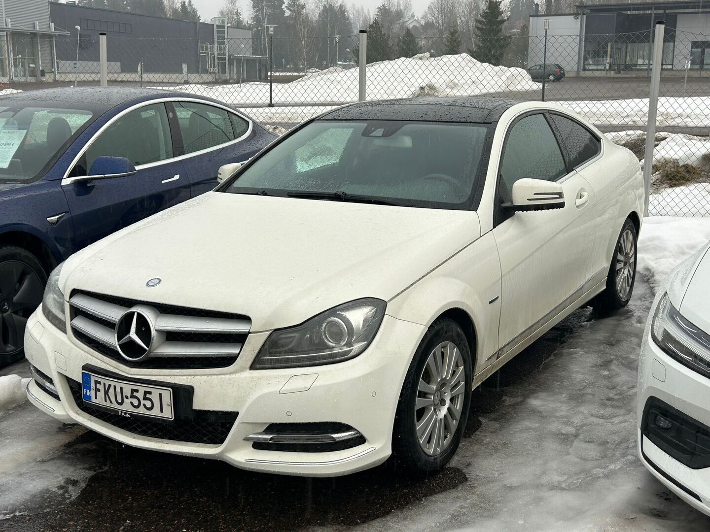 MERCEDES-BENZ C 2012