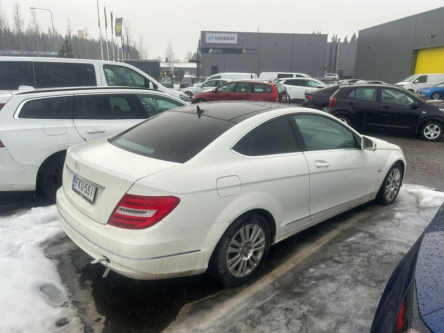 MERCEDES-BENZ C 2012
