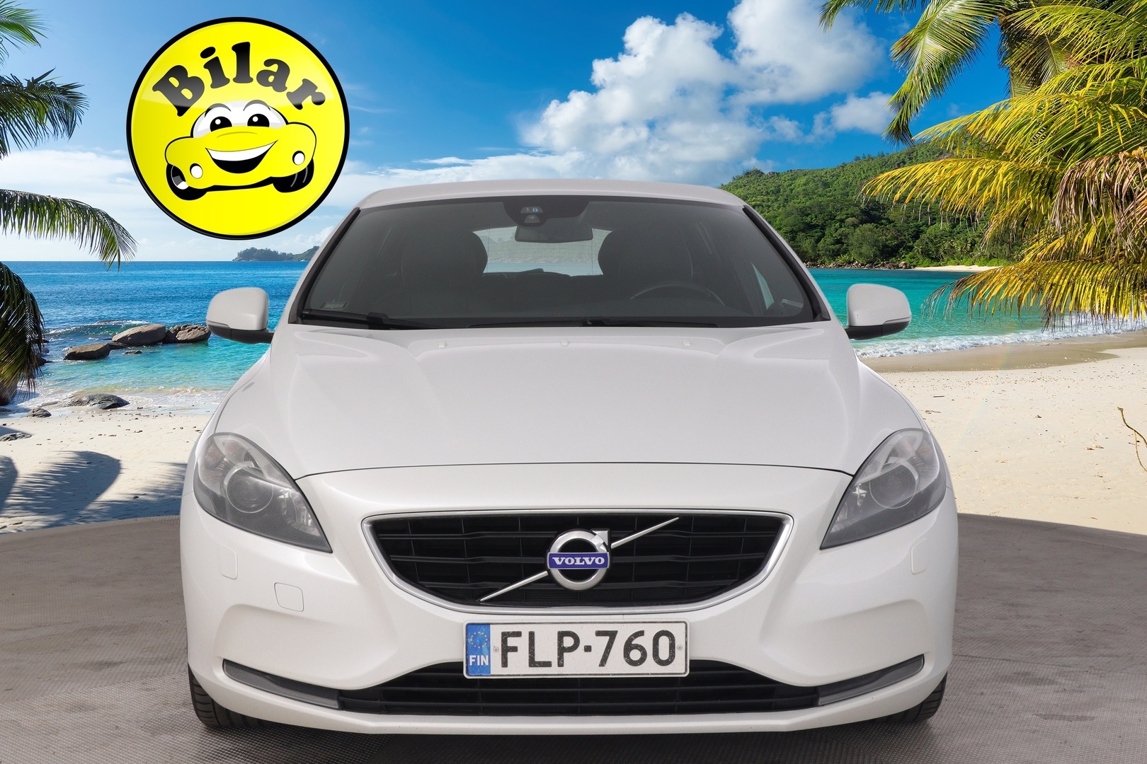 VOLVO V40 2015