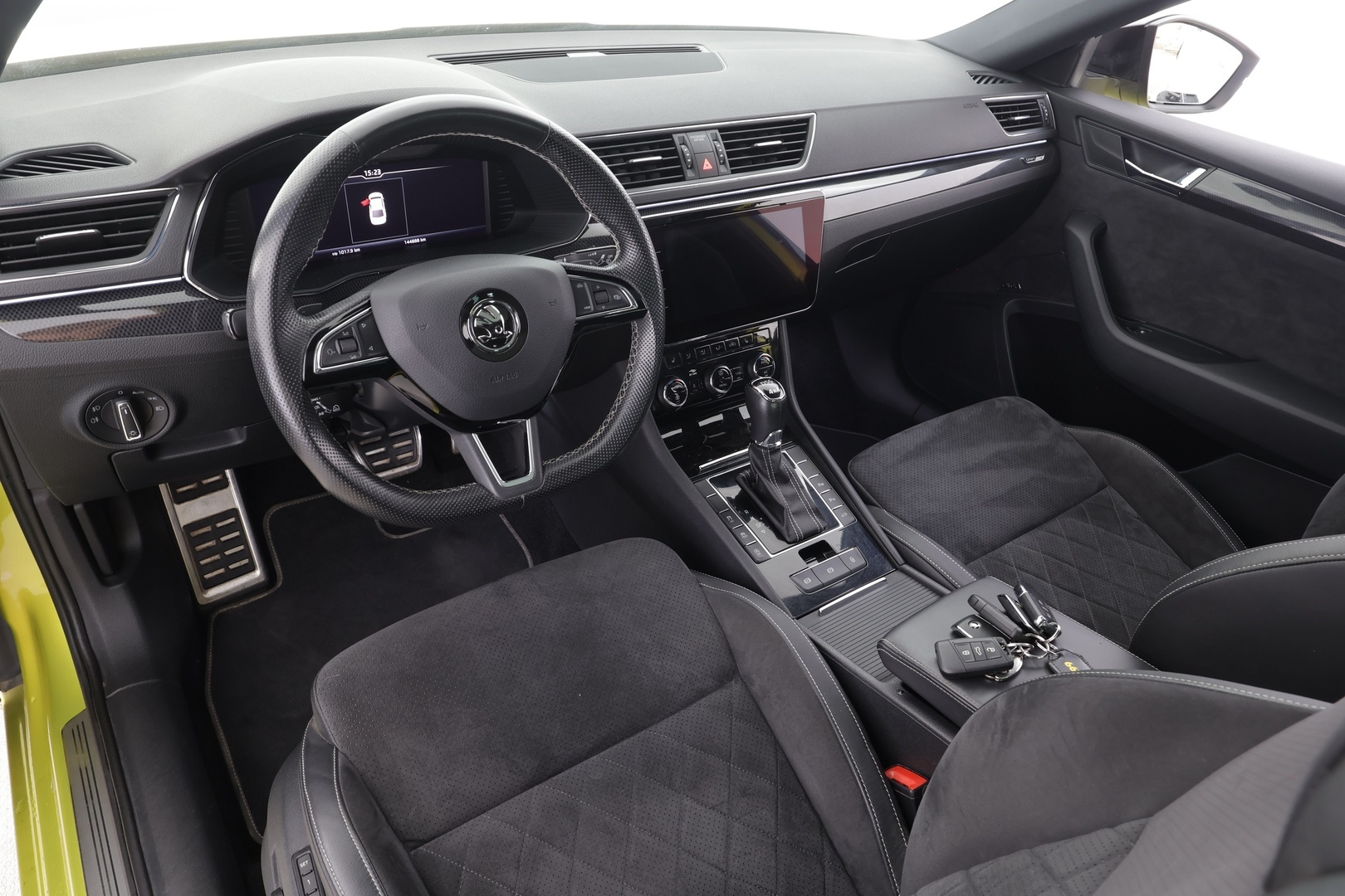 SKODA Superb 2019