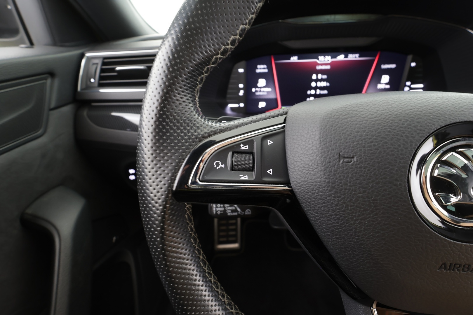SKODA Superb 2019