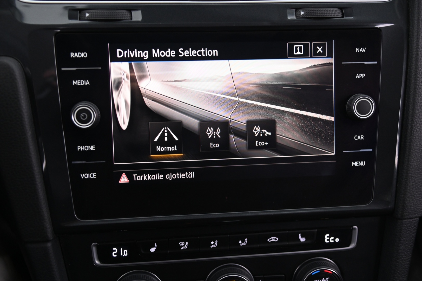 VOLKSWAGEN Golf 2020