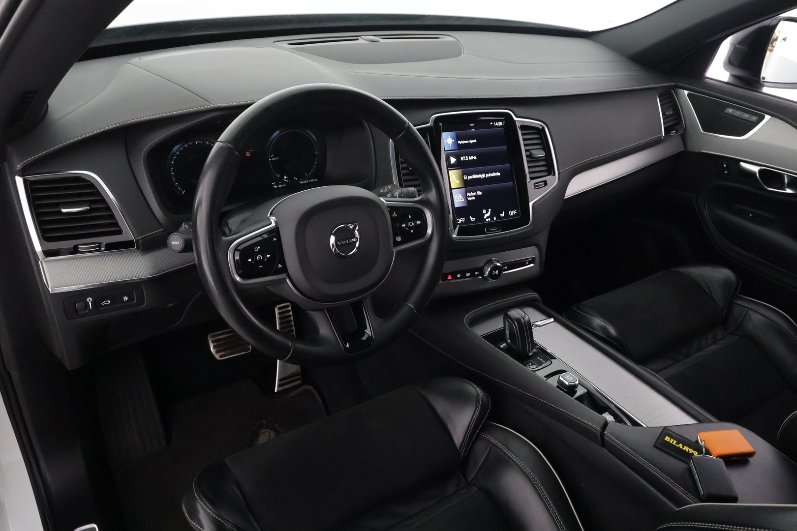 VOLVO XC90 2022