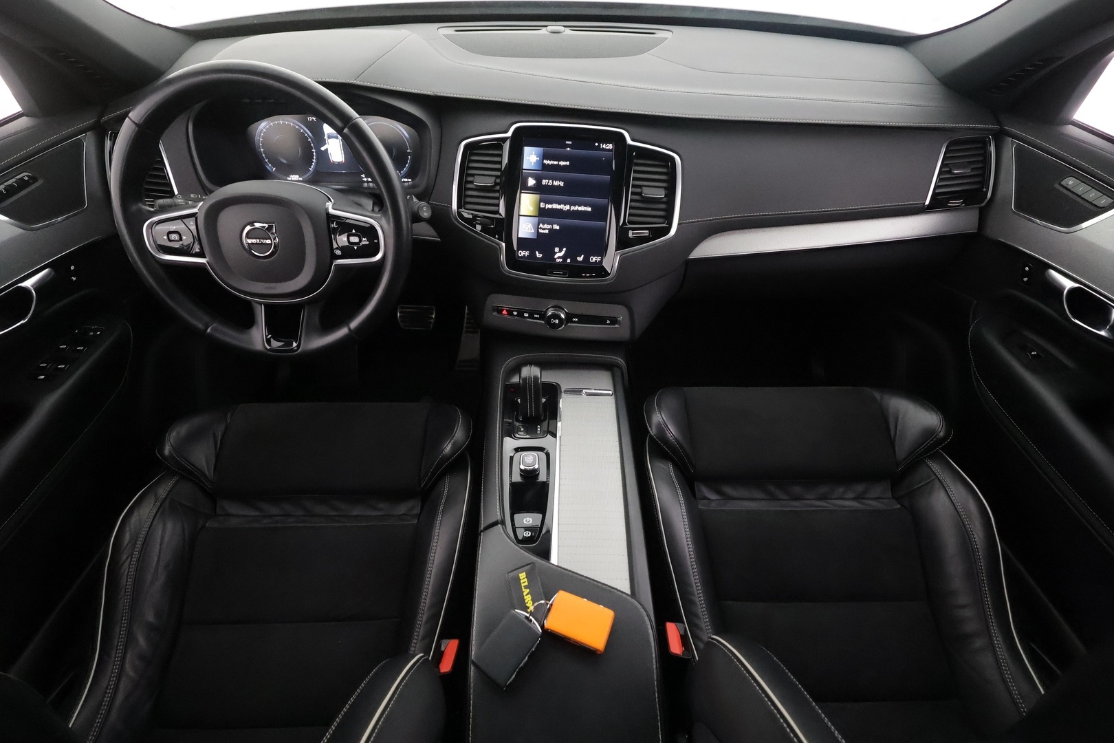 VOLVO XC90 2022