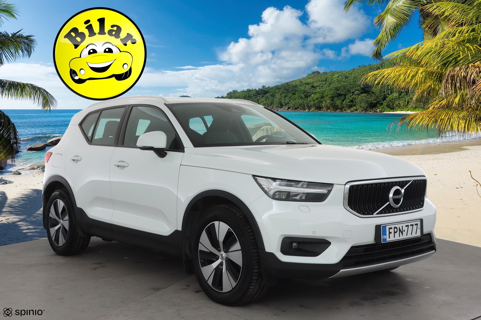 VOLVO XC40 2021