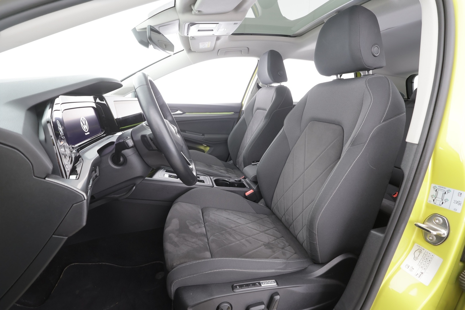 VOLKSWAGEN Golf 2021