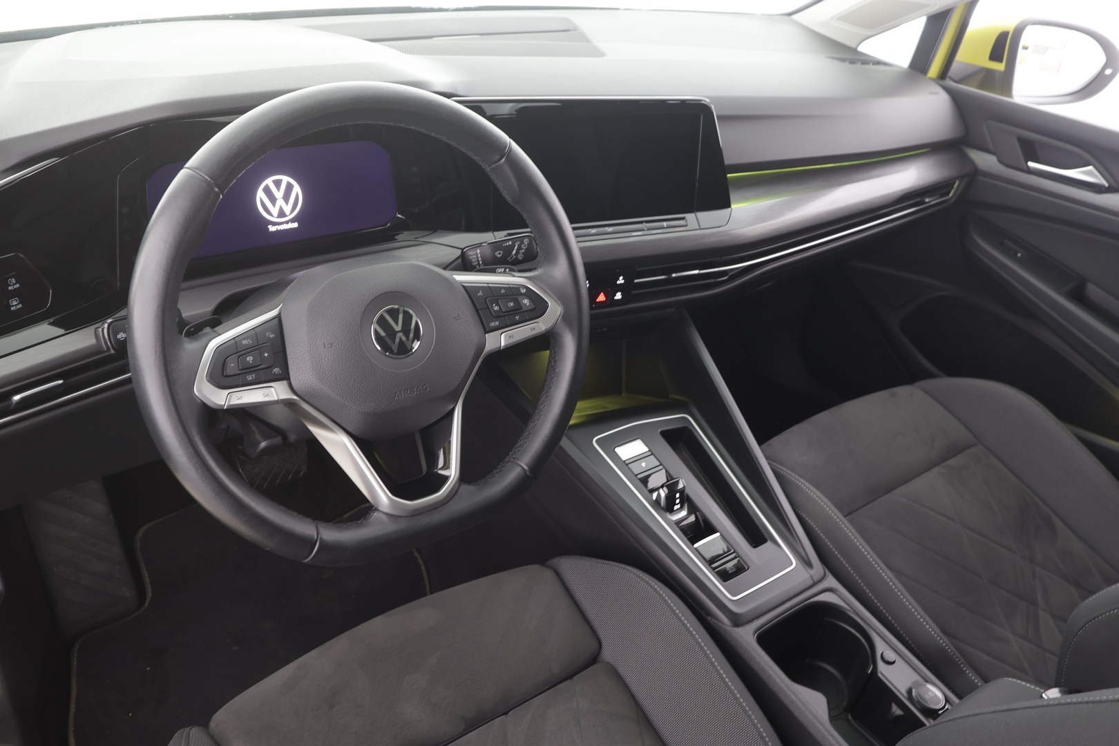 VOLKSWAGEN Golf 2021