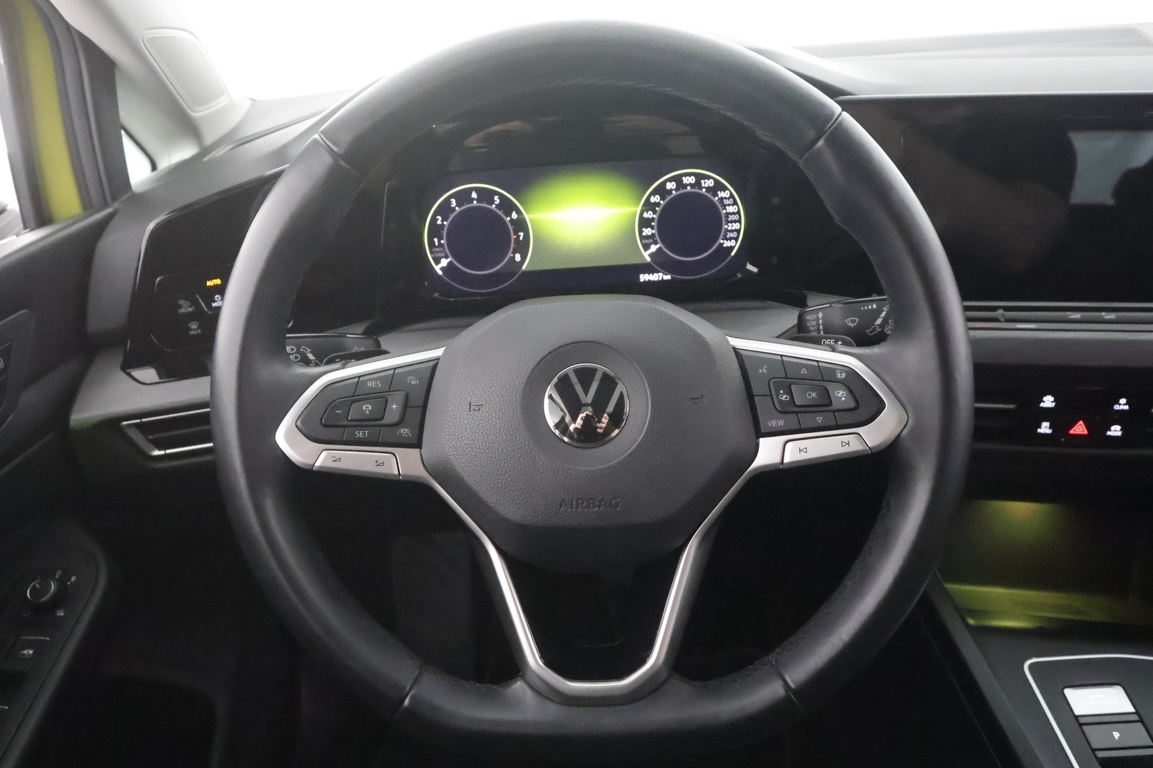 VOLKSWAGEN Golf 2021