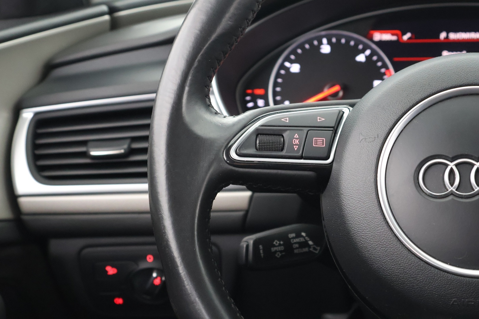 AUDI A6 allroad quattro 2015