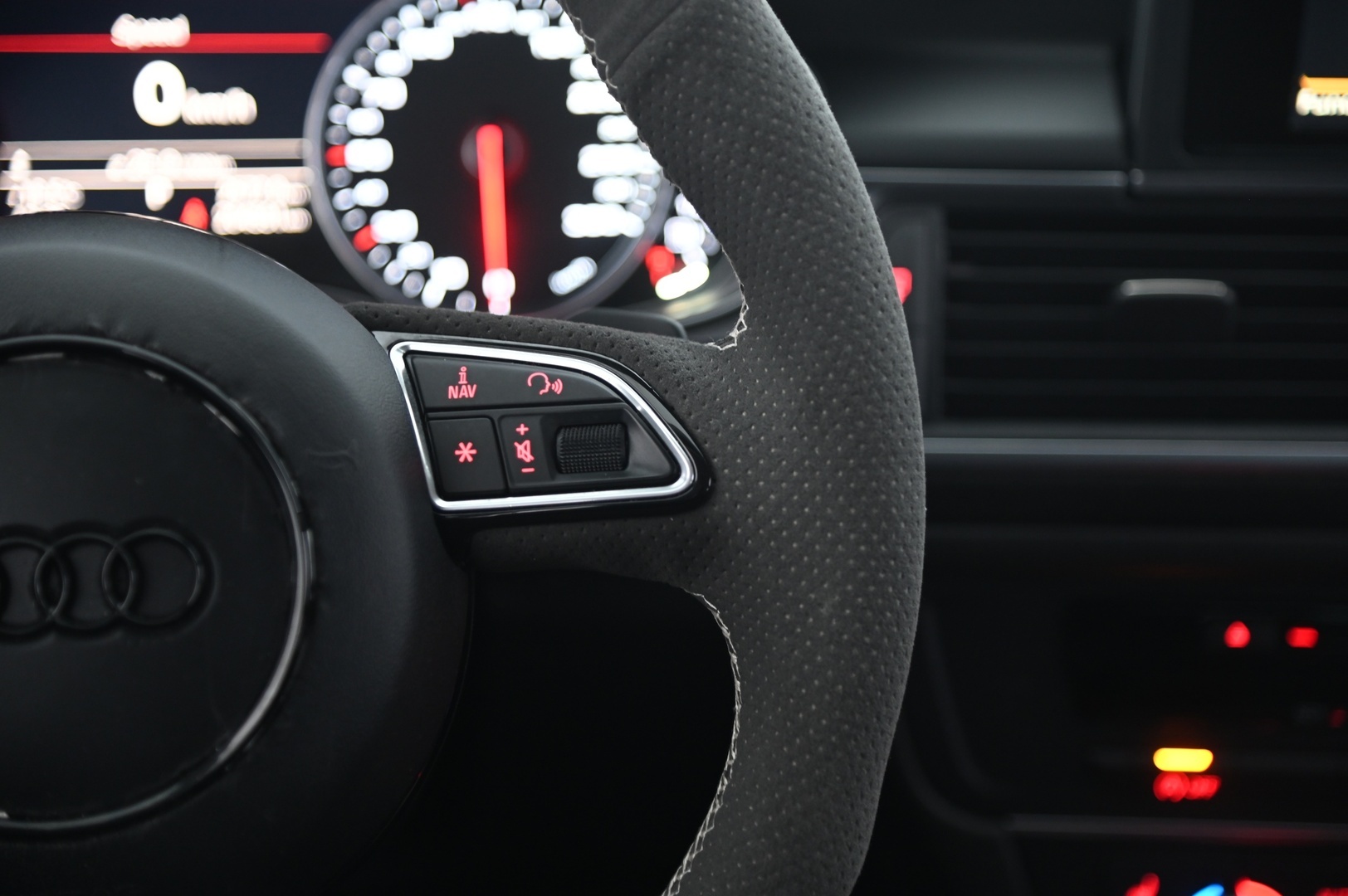 AUDI A6 allroad quattro 2015