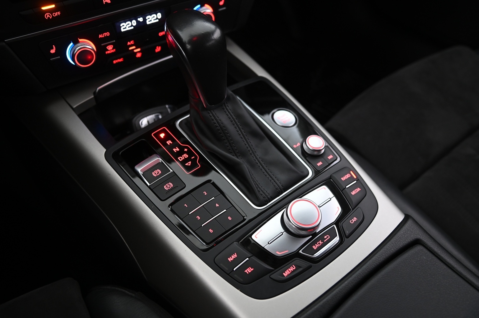 AUDI A6 allroad quattro 2015