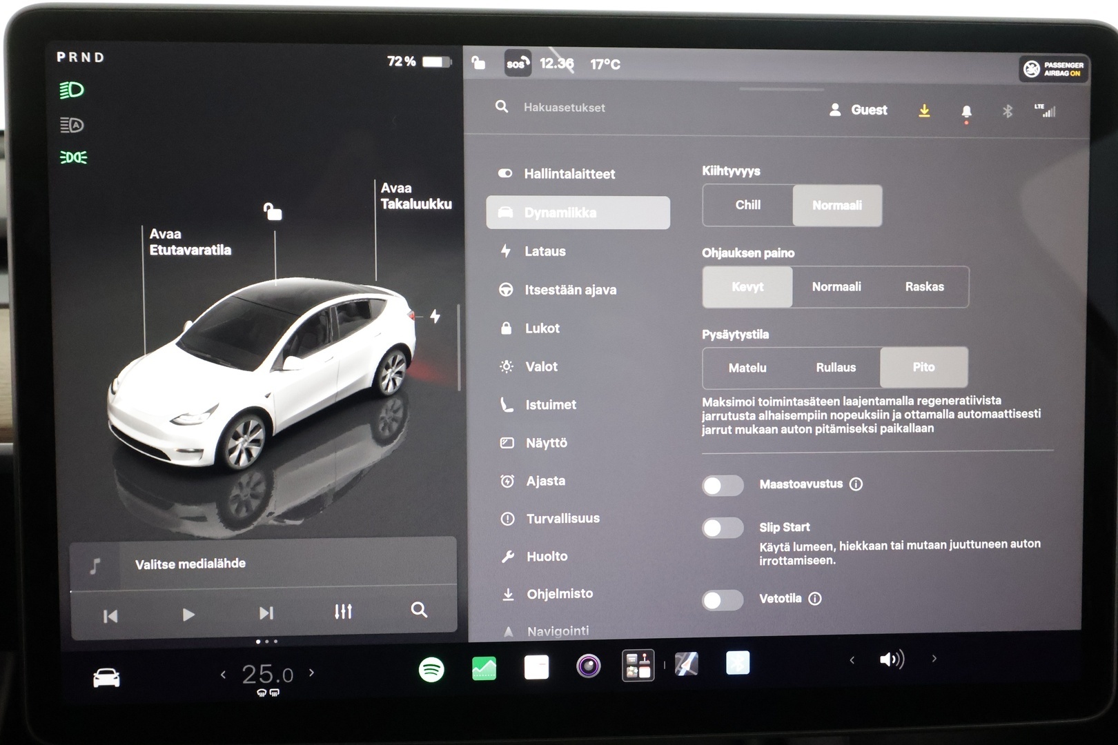 TESLA Model Y 2023
