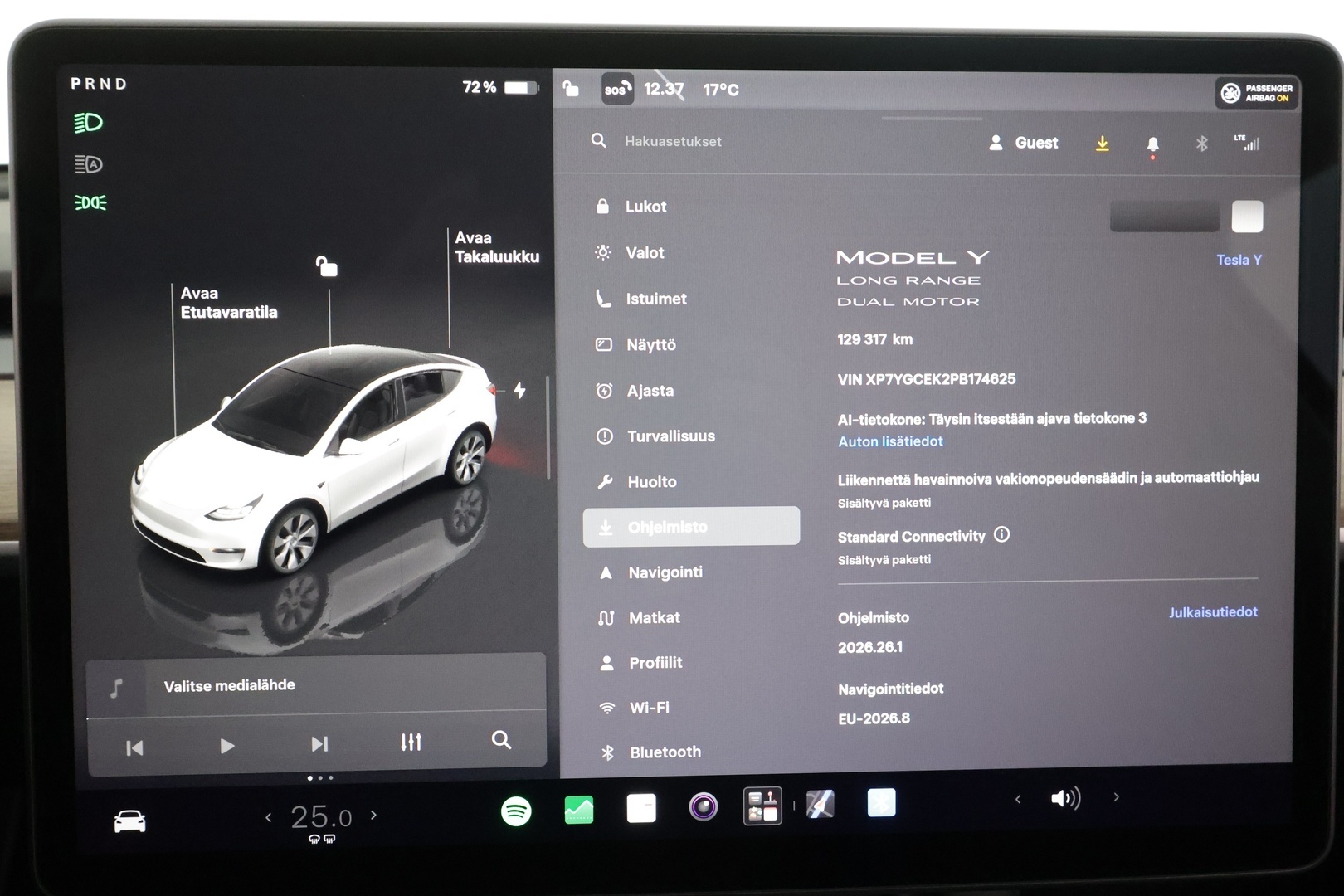 TESLA Model Y 2023