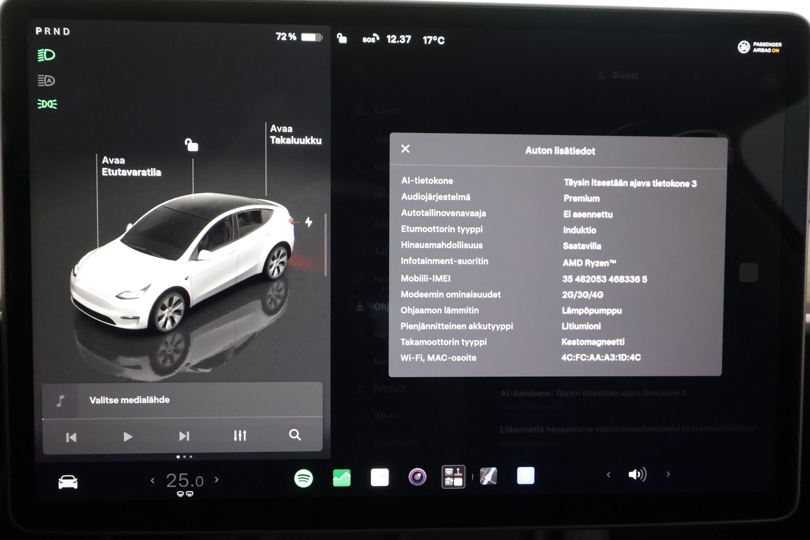 TESLA Model Y 2023