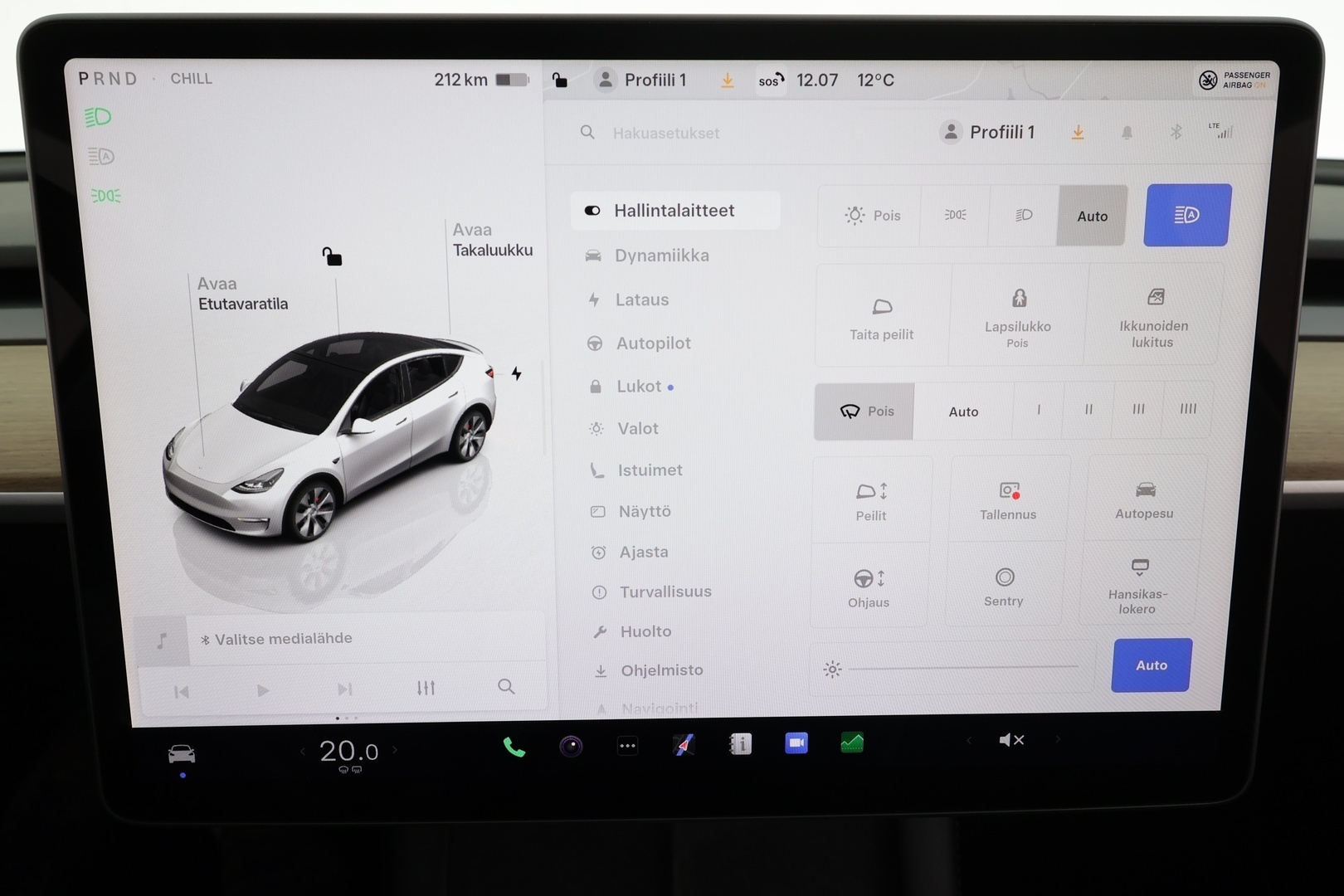 TESLA Model Y 2023