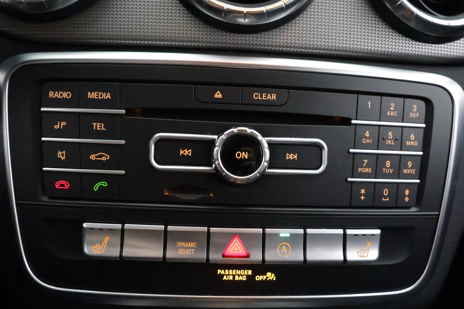 MERCEDES-BENZ CLA 2017