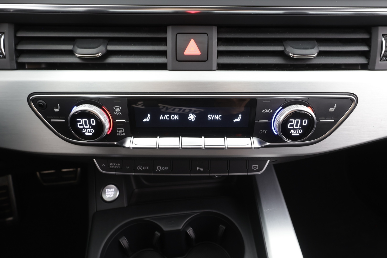 AUDI A4 2017