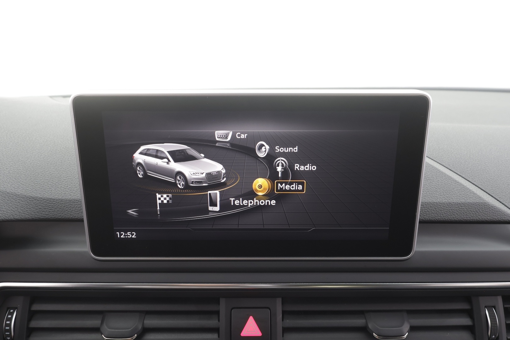 AUDI A4 2017