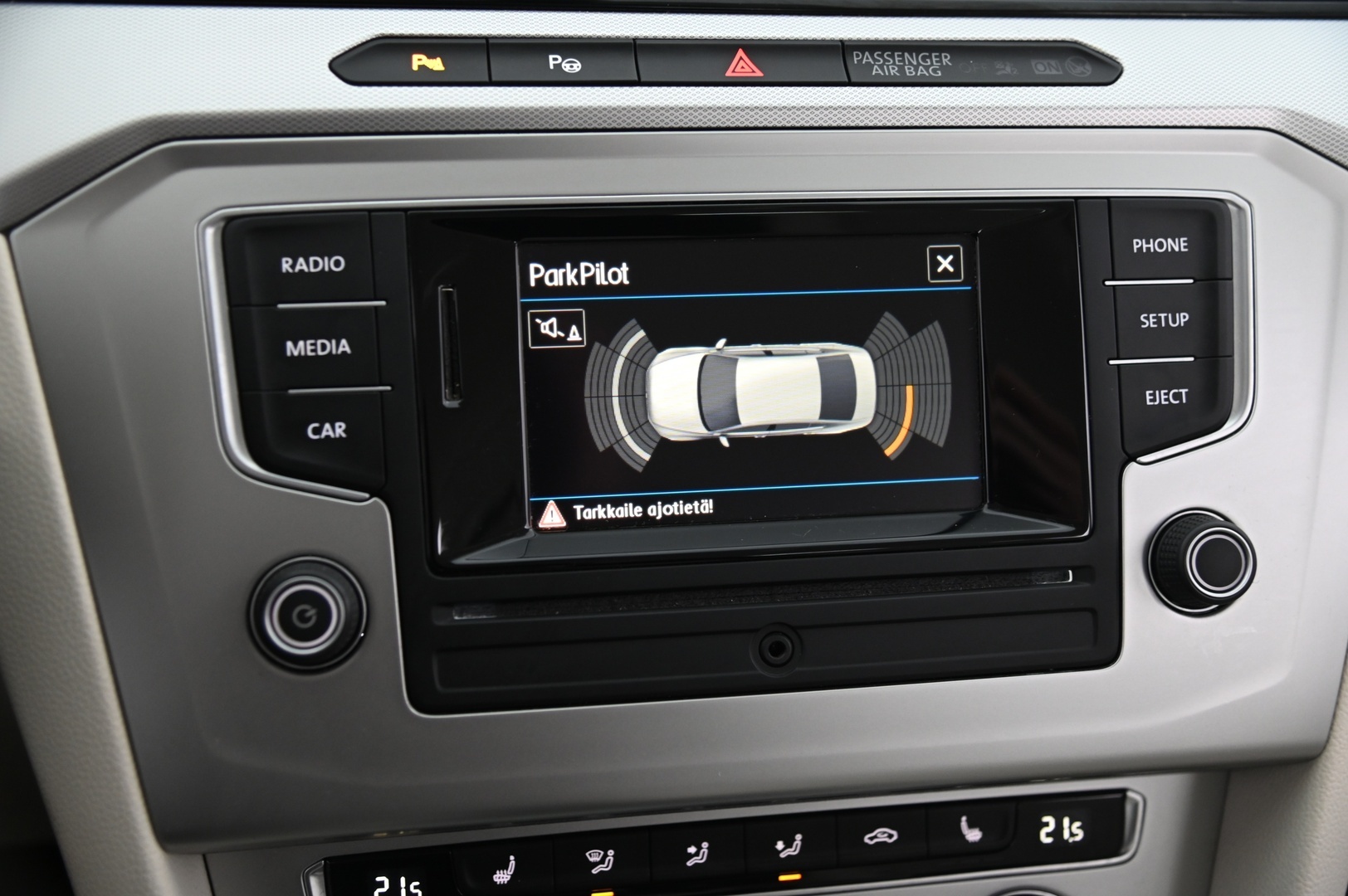 VOLKSWAGEN Passat 2017