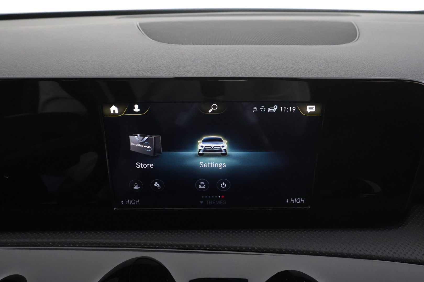 MERCEDES-BENZ A 2020