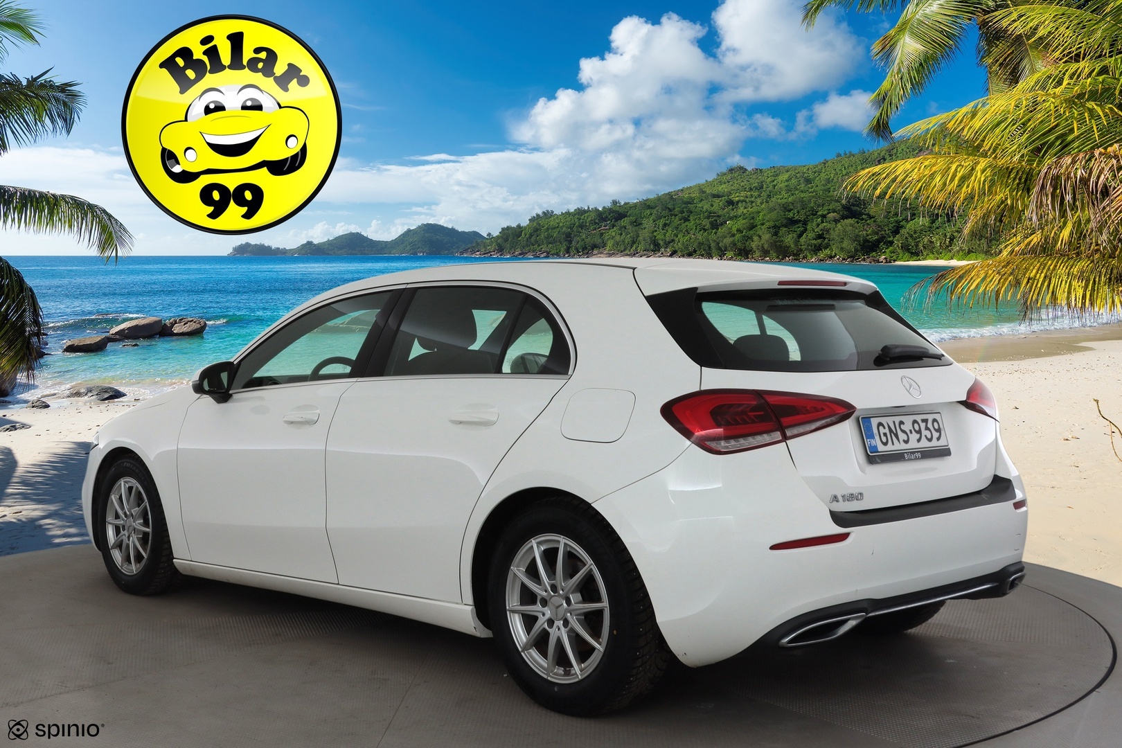 MERCEDES-BENZ A 2020