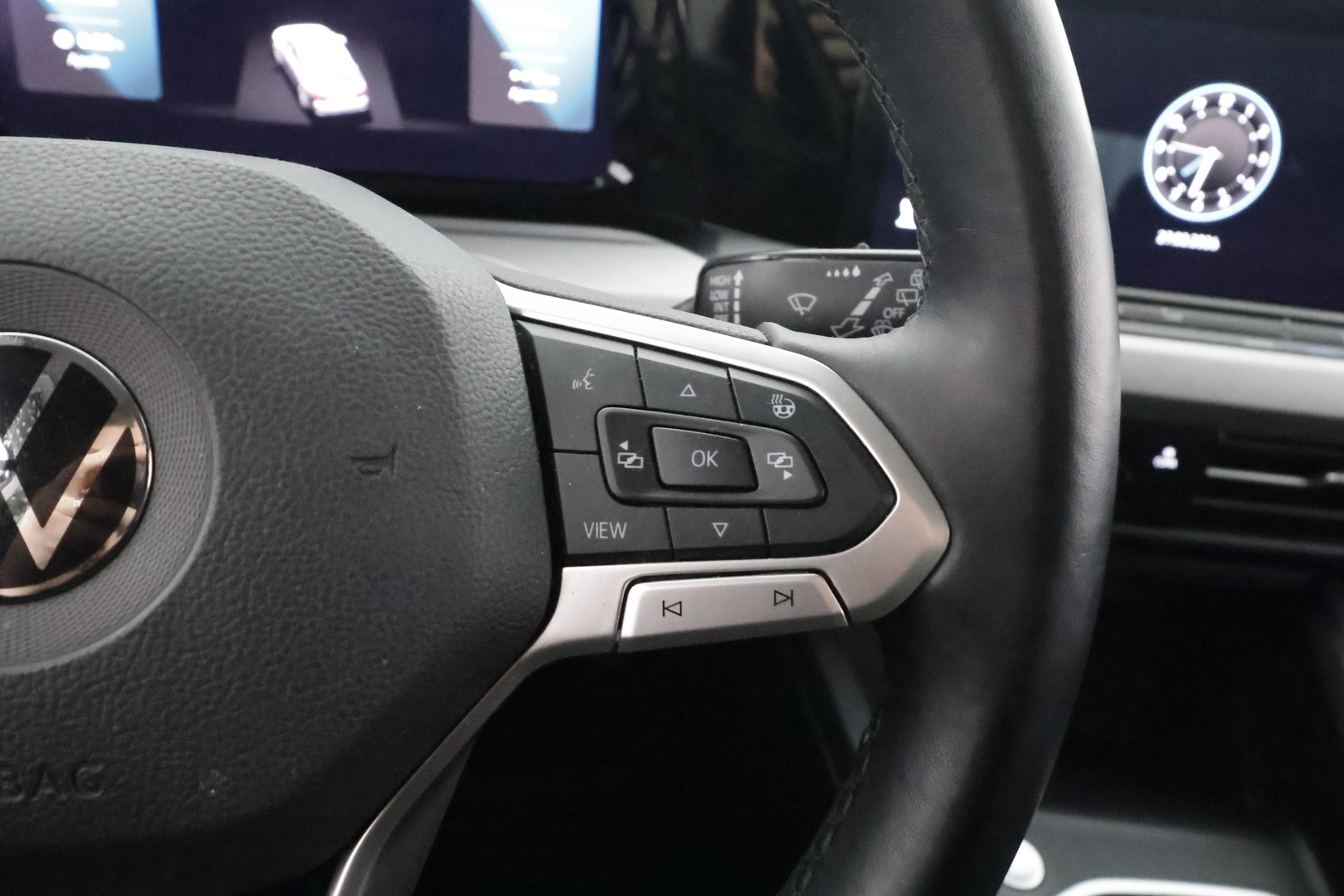 VOLKSWAGEN Golf 2021