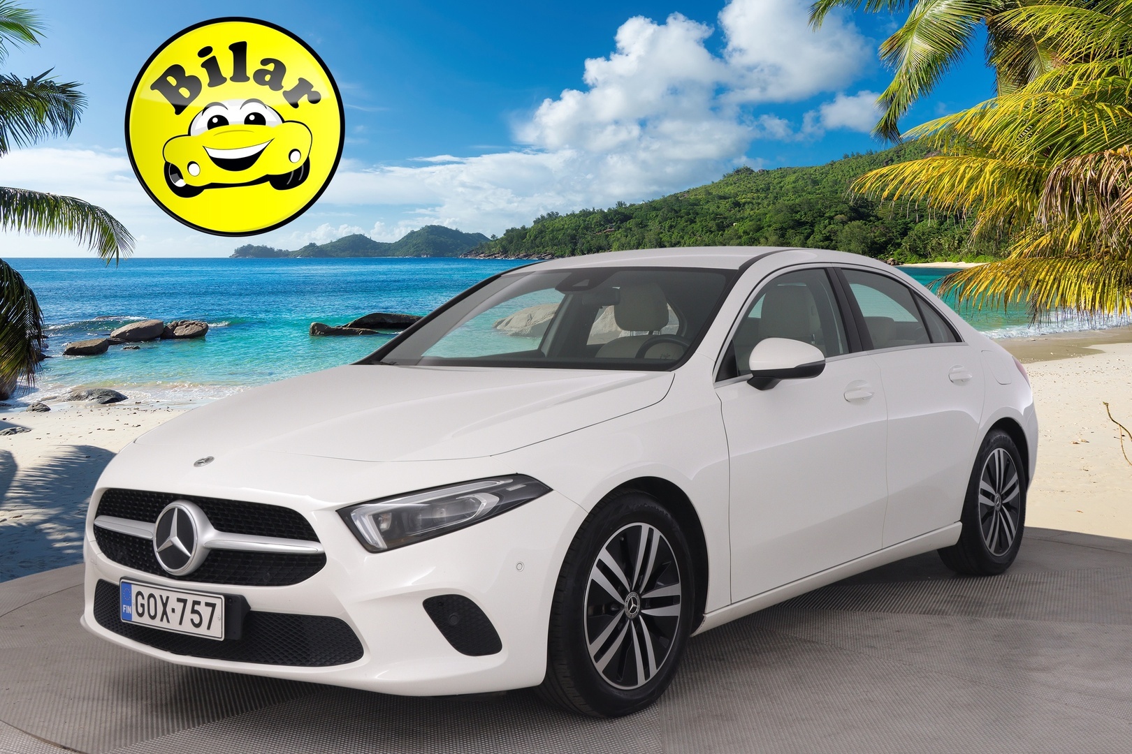 MERCEDES-BENZ A 2022