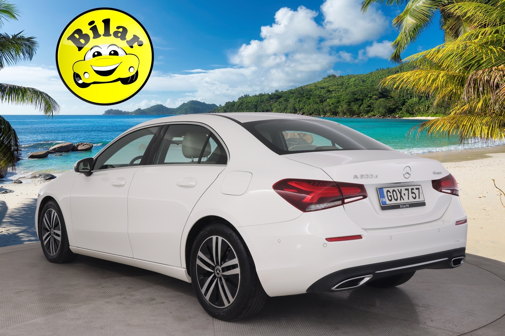 MERCEDES-BENZ A 2022