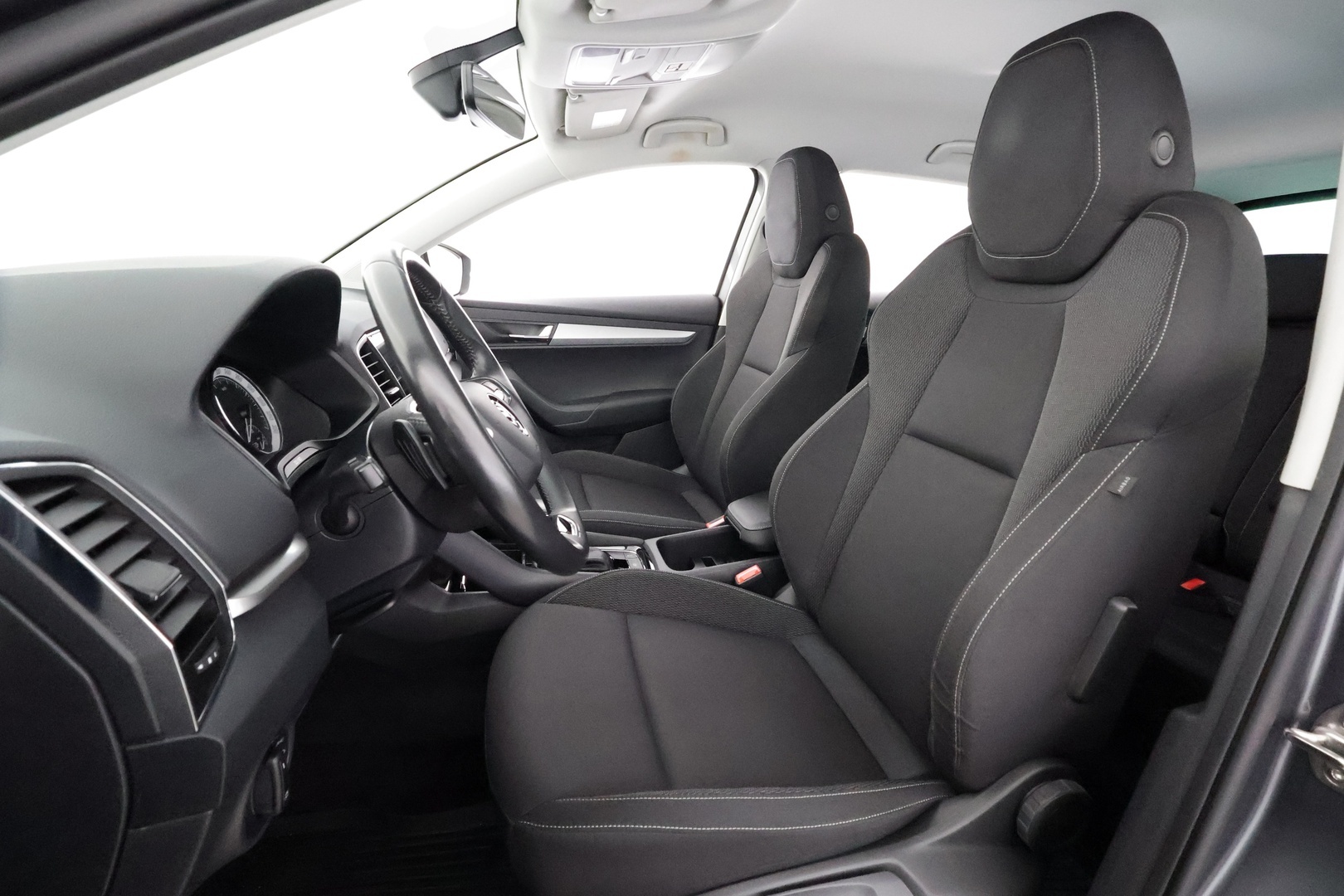 SKODA Karoq 2023