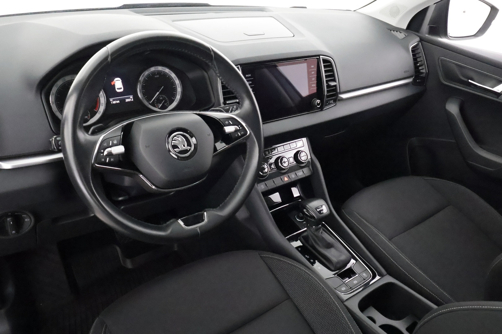 SKODA Karoq 2023