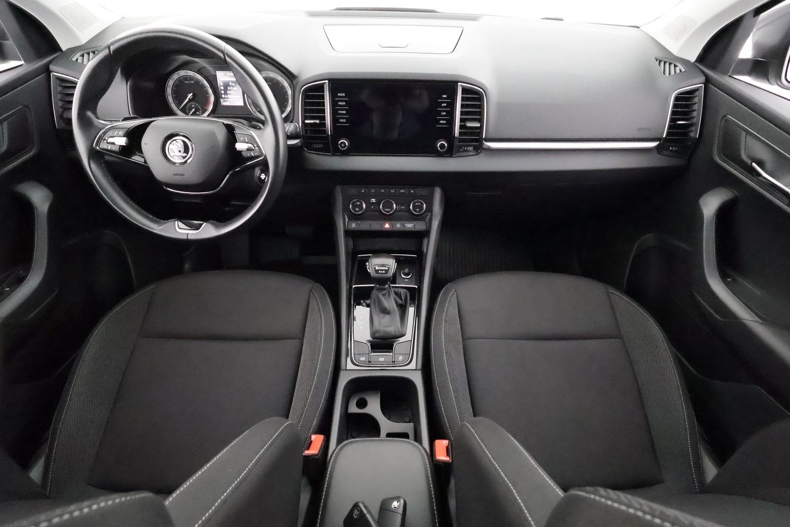 SKODA Karoq 2023