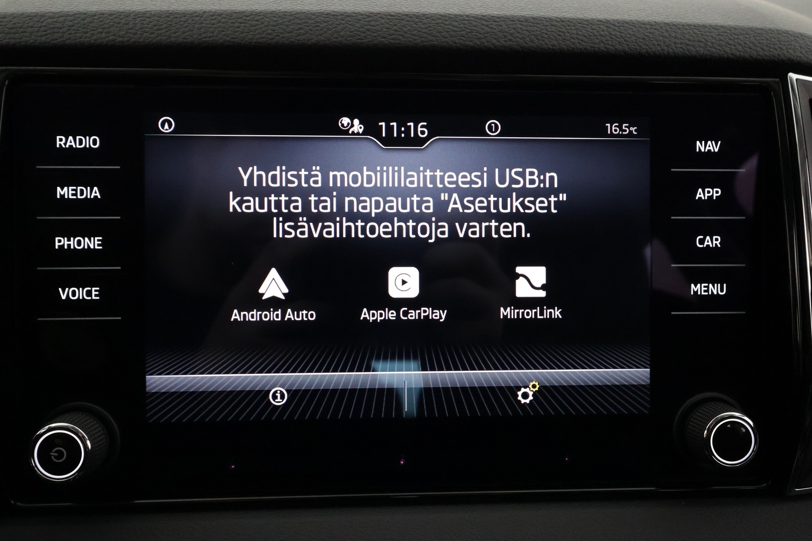 SKODA Karoq 2023