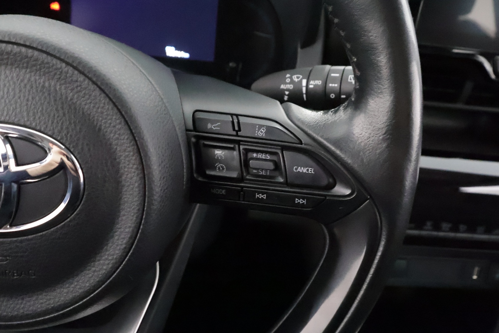 TOYOTA Yaris Cross 2022