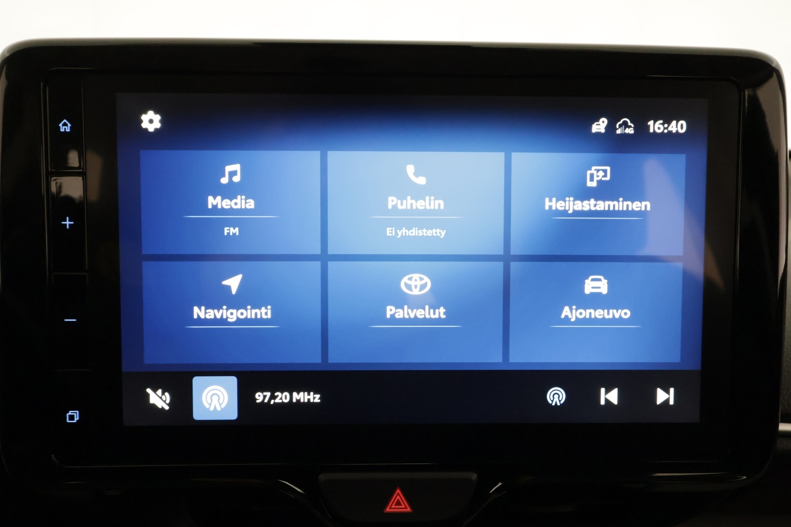 TOYOTA Yaris Cross 2022