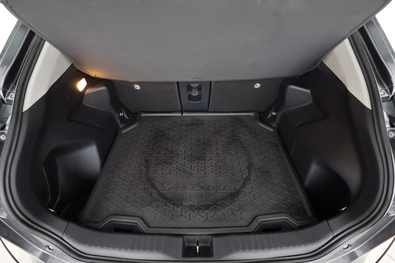 TOYOTA Yaris Cross 2022