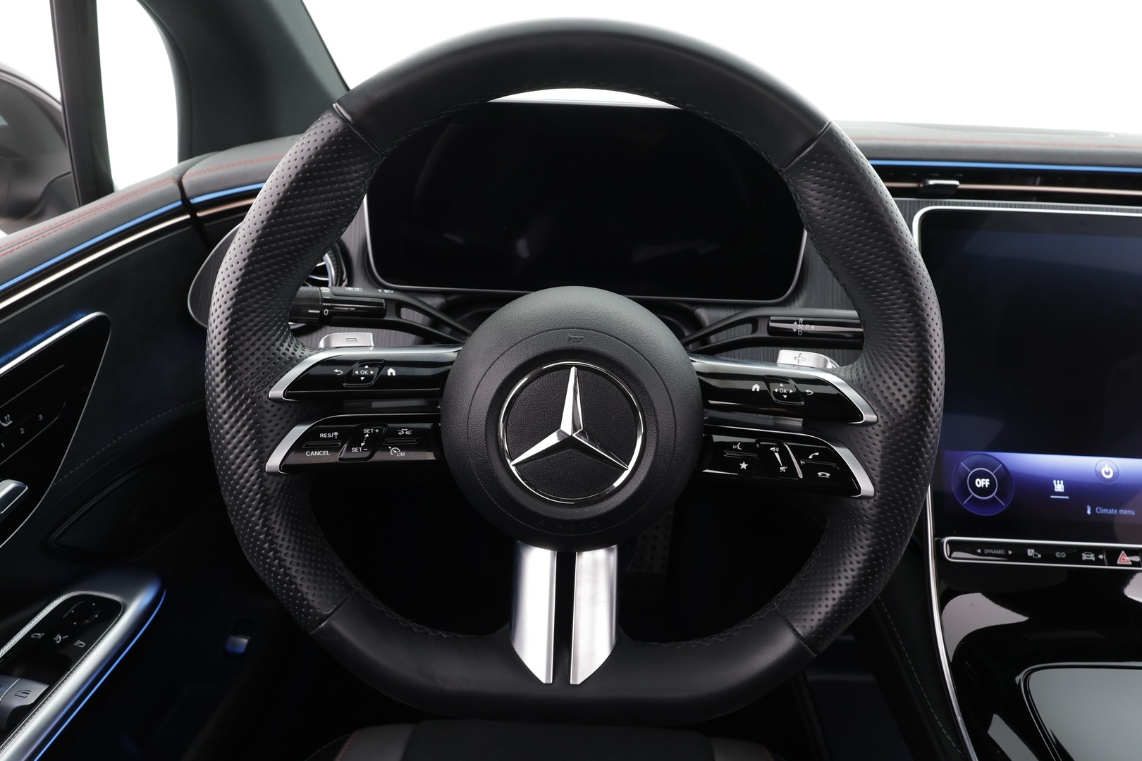 MERCEDES-BENZ EQE 2023