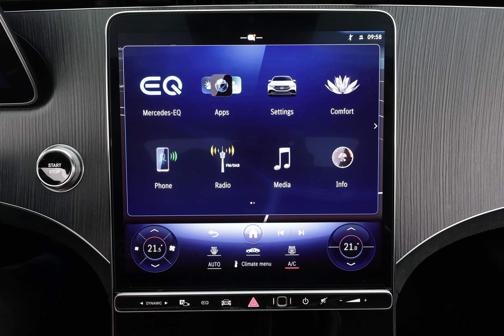 MERCEDES-BENZ EQE 2023