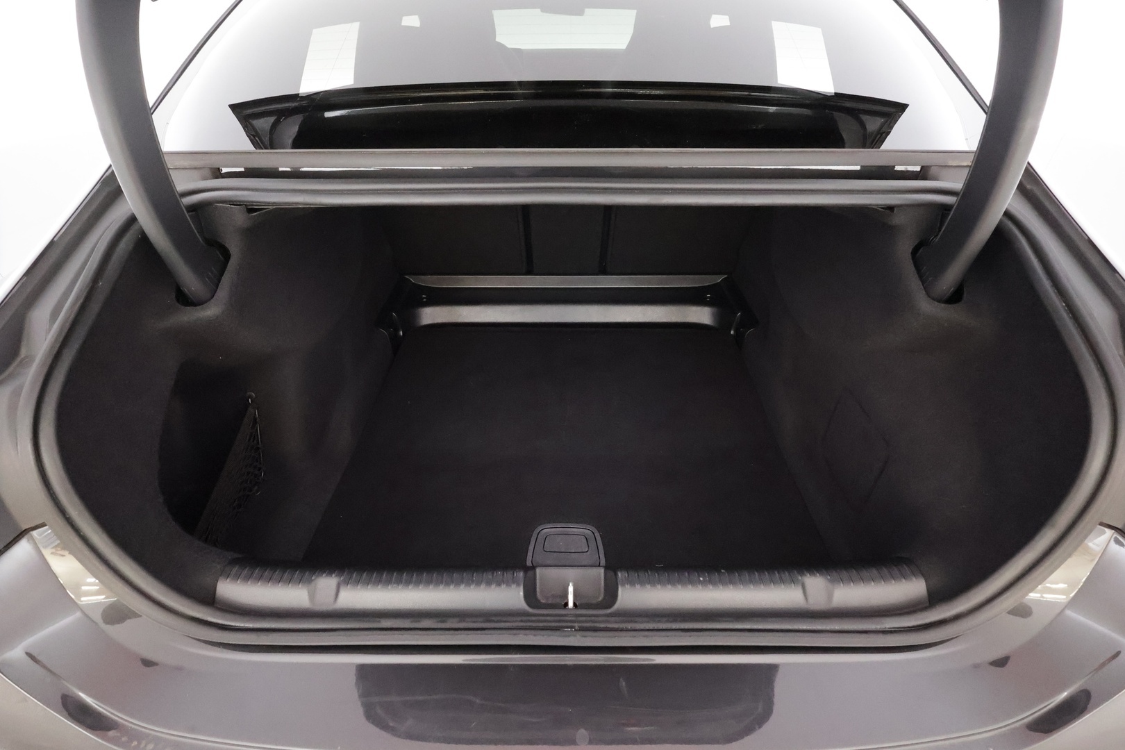 MERCEDES-BENZ EQE 2023