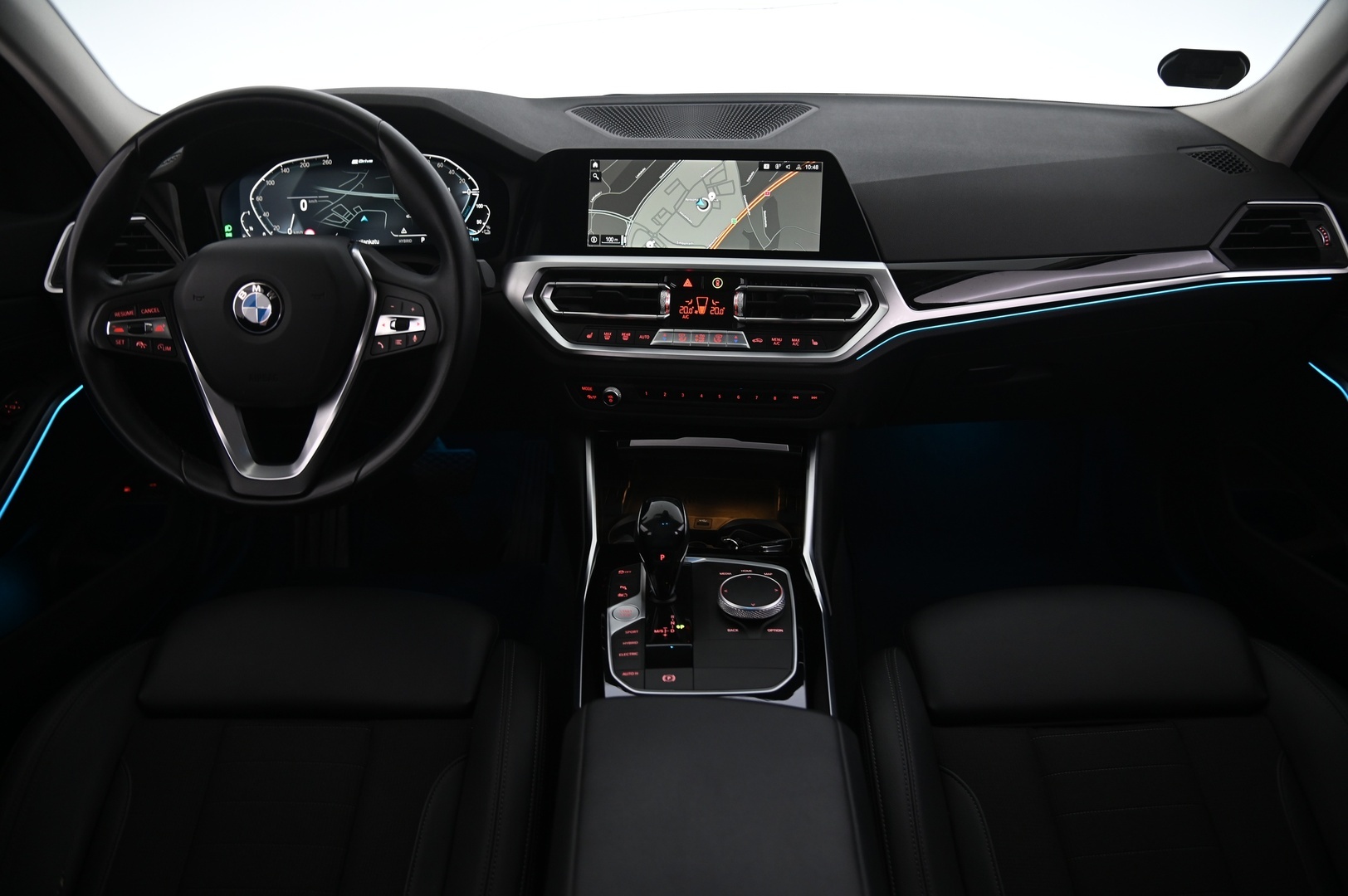BMW 330 2021