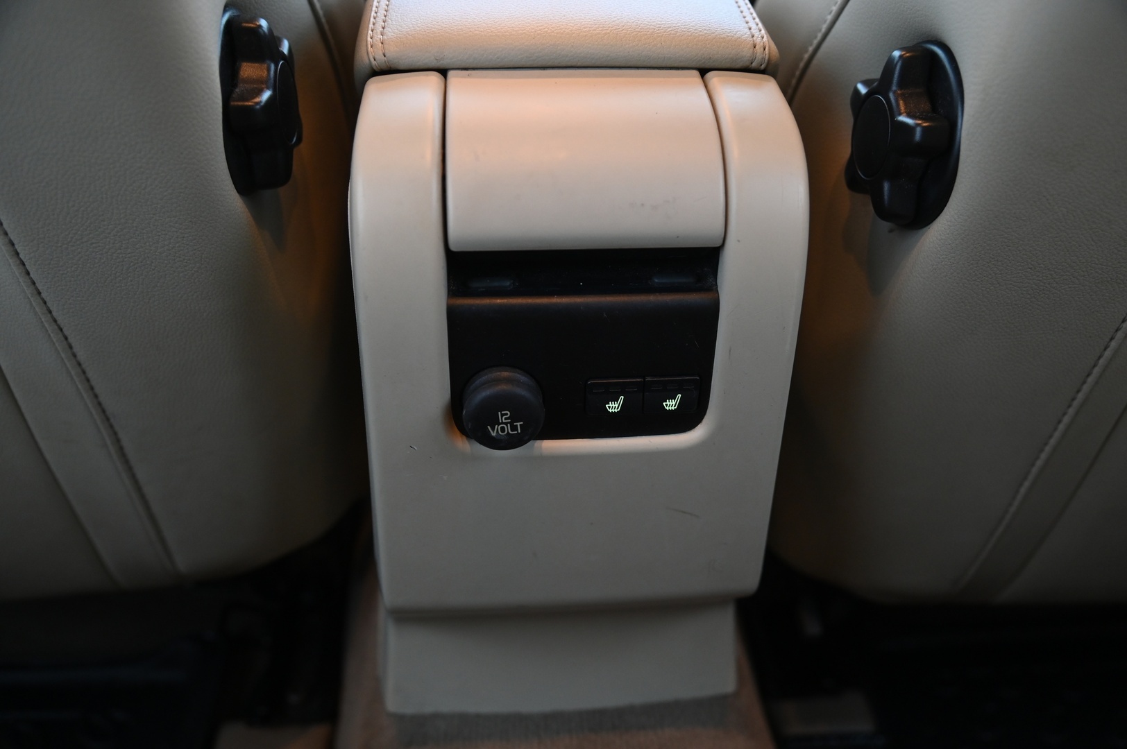 VOLVO V60 2013