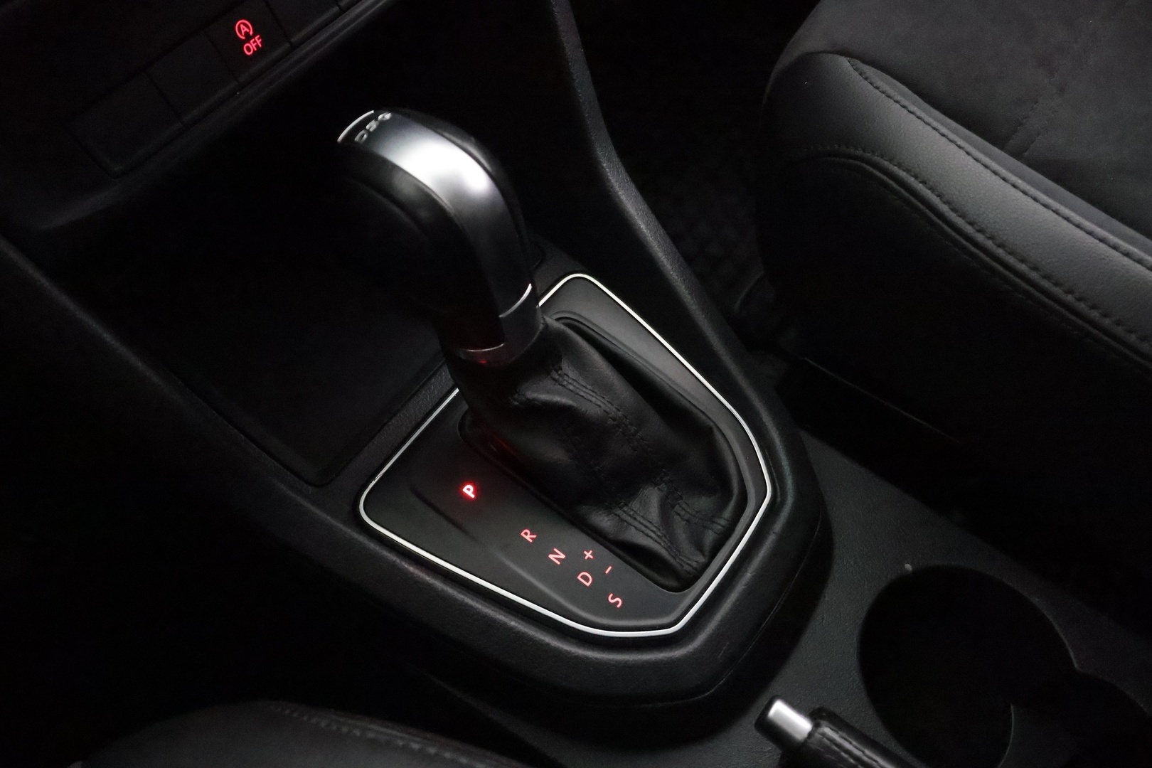 VOLKSWAGEN Caddy Maxi 2016