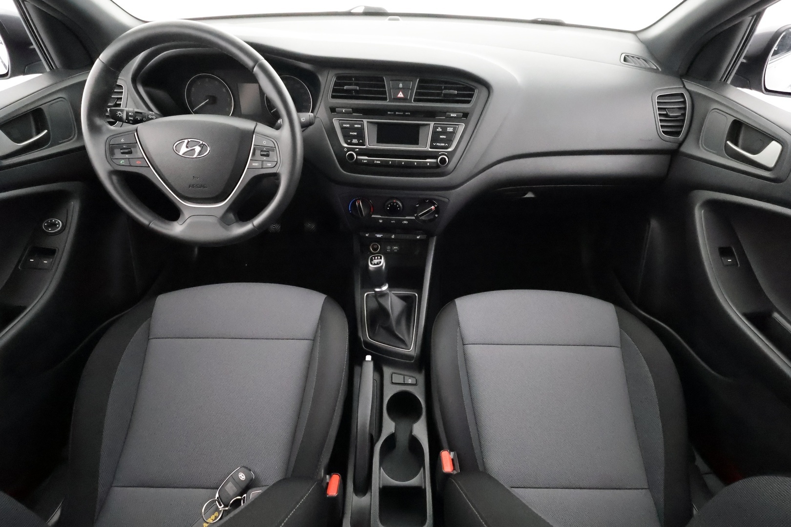 HYUNDAI i20 5d 2018