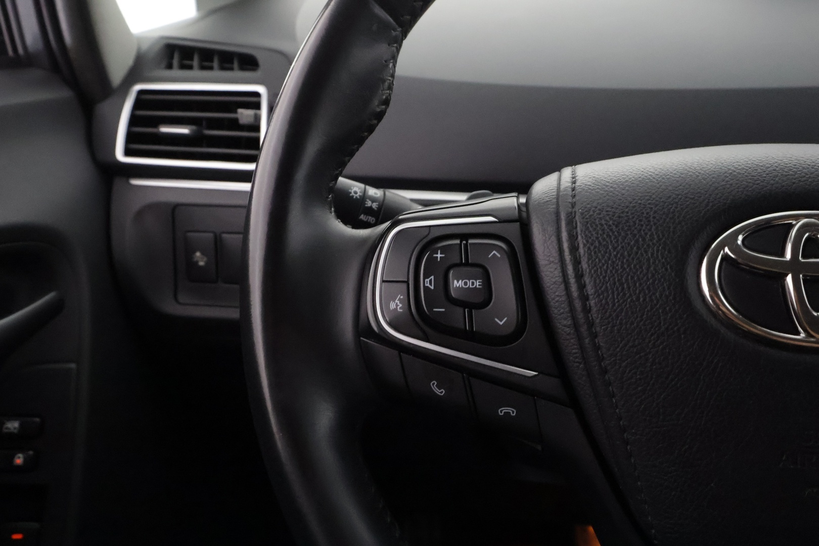TOYOTA Verso 2017